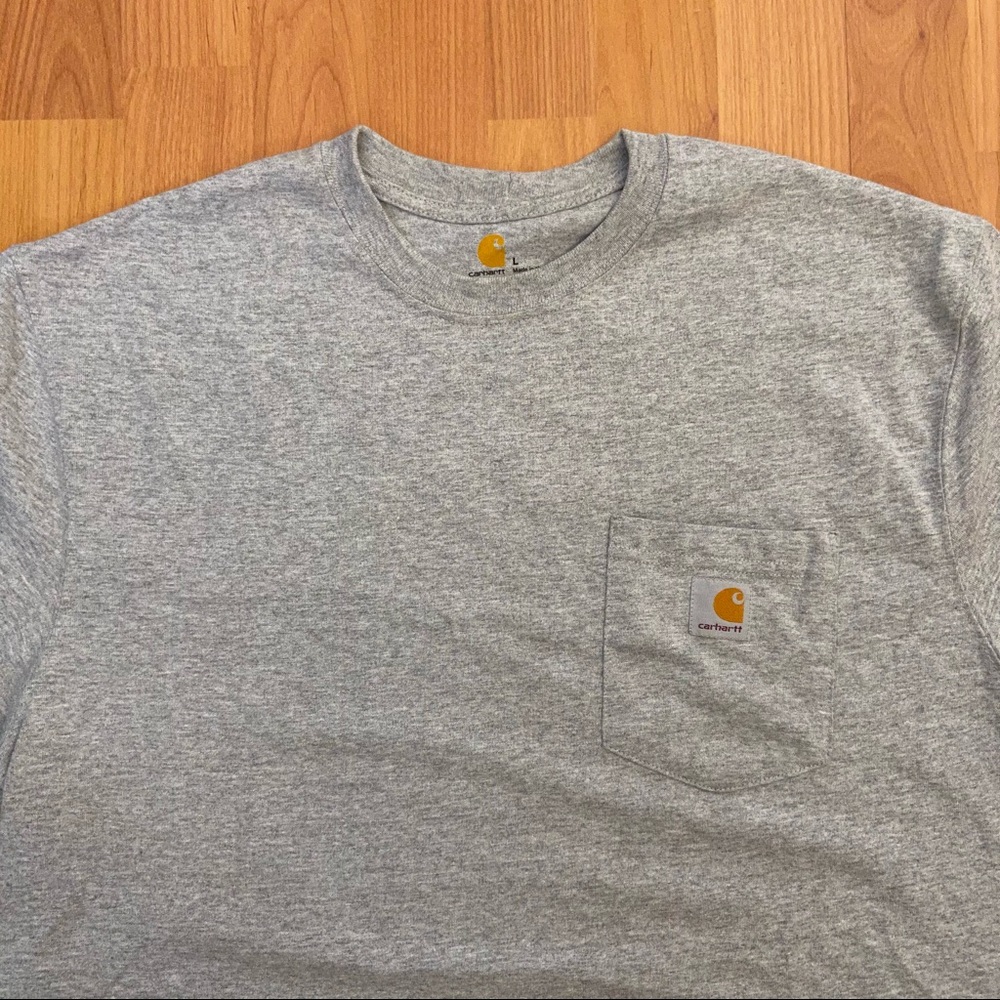 Carhartt Men’s Logo Patch Gray Front Pocket Tee L